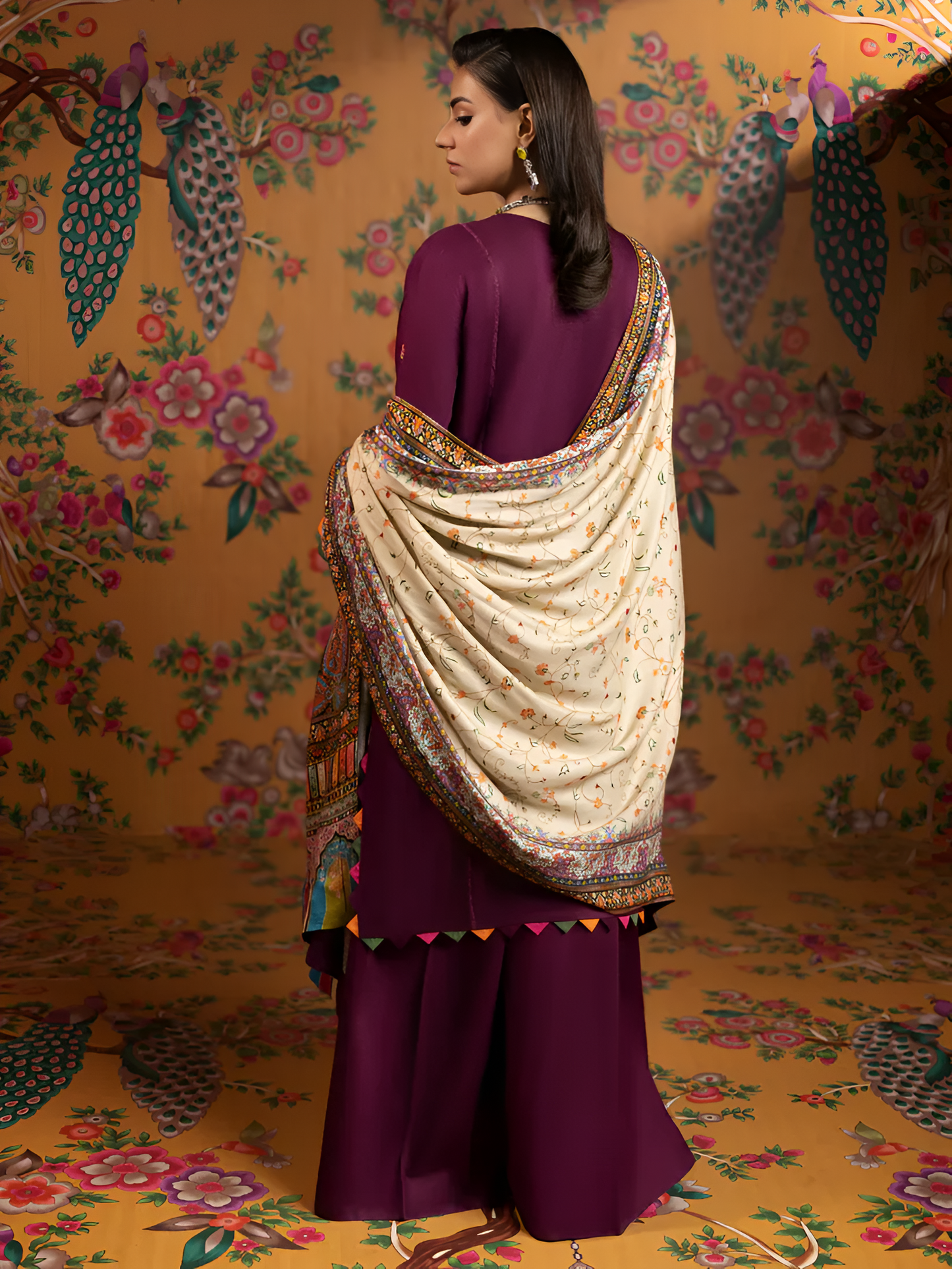 Poshak Villa Embroidered lawn 3 Piece PV-3022