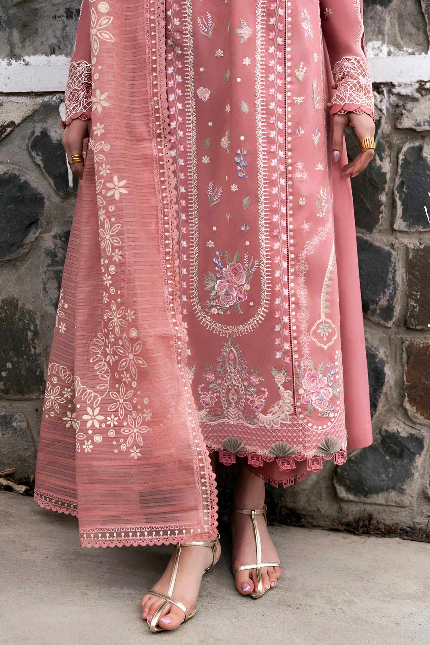 Qalamkar Embroidered lawn 3 Piece PV-3005
