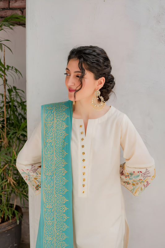 Poshak Villa Embroidered 3 Piece Lawn PV-3018