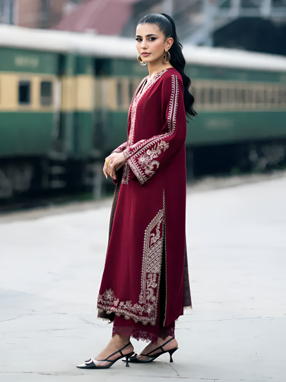 Izel Embroidered 3 Piece Lawn Suit PV-134