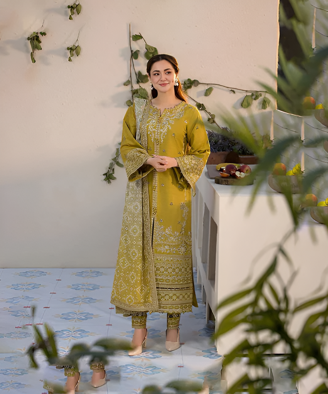 Poshak Villa Embroidered Lawn 3 Piece PV-119
