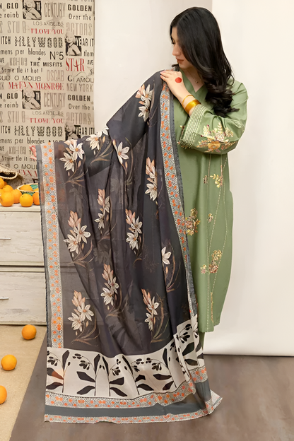 Urge Embroidered lawn 3 Piece PV-018
