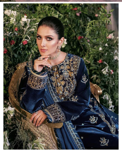 959-3PCs Embroidered Velvet With Embroidered Organza Dupatta