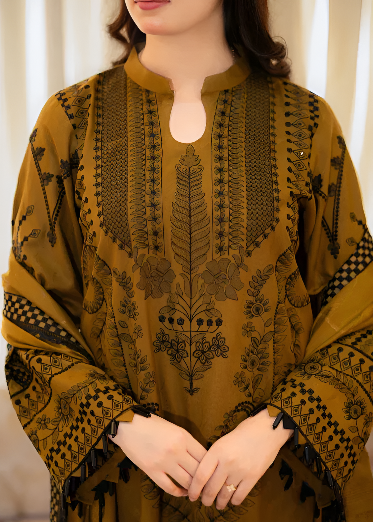 Poshak Villa Lawn Embroidered 3 Piece PV-1008