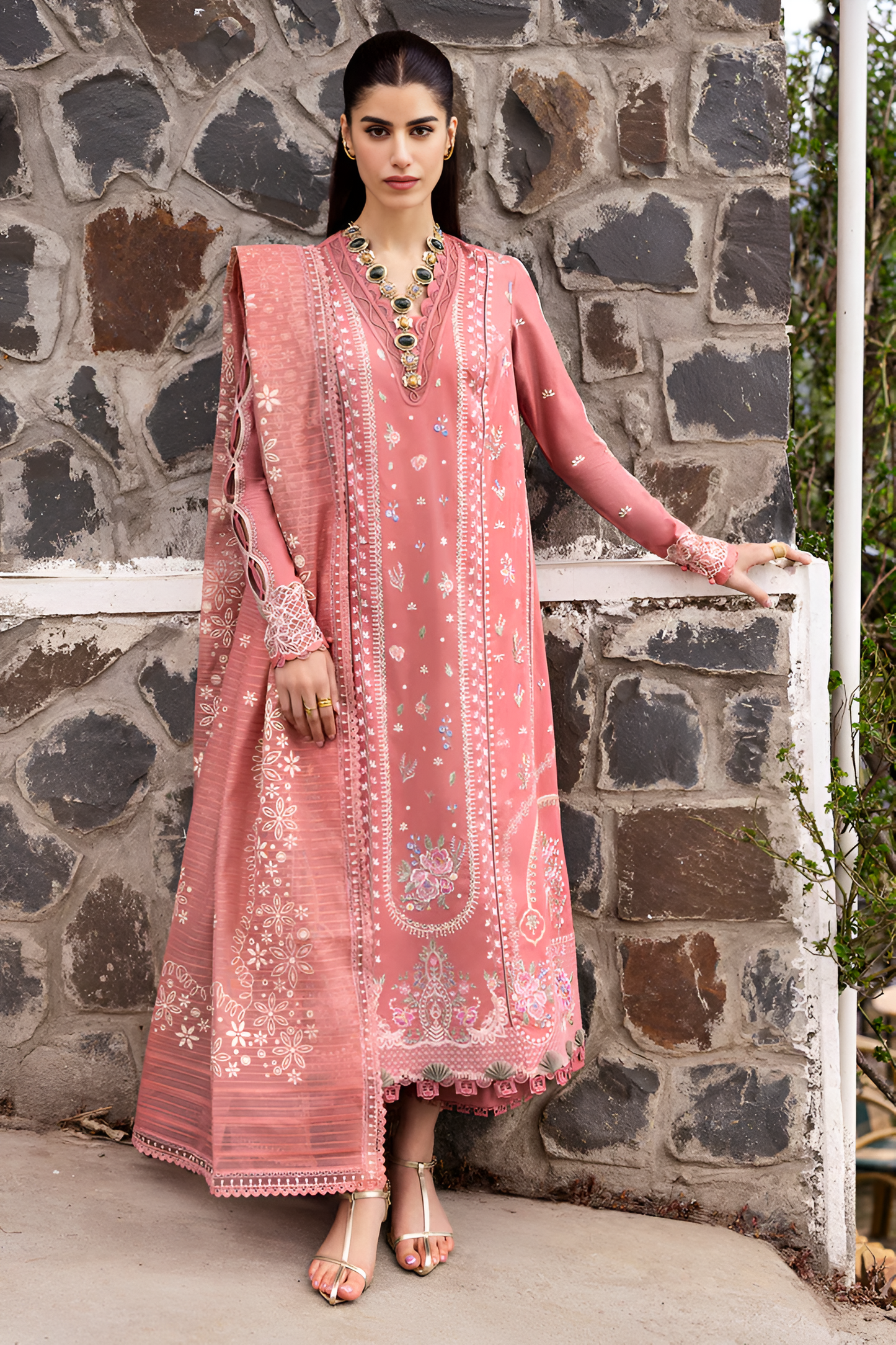 Qalamkar Embroidered lawn 3 Piece PV-3005