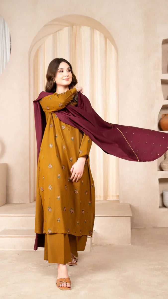 BAROQUE 3-Piece Embroidered Lawn PV-573