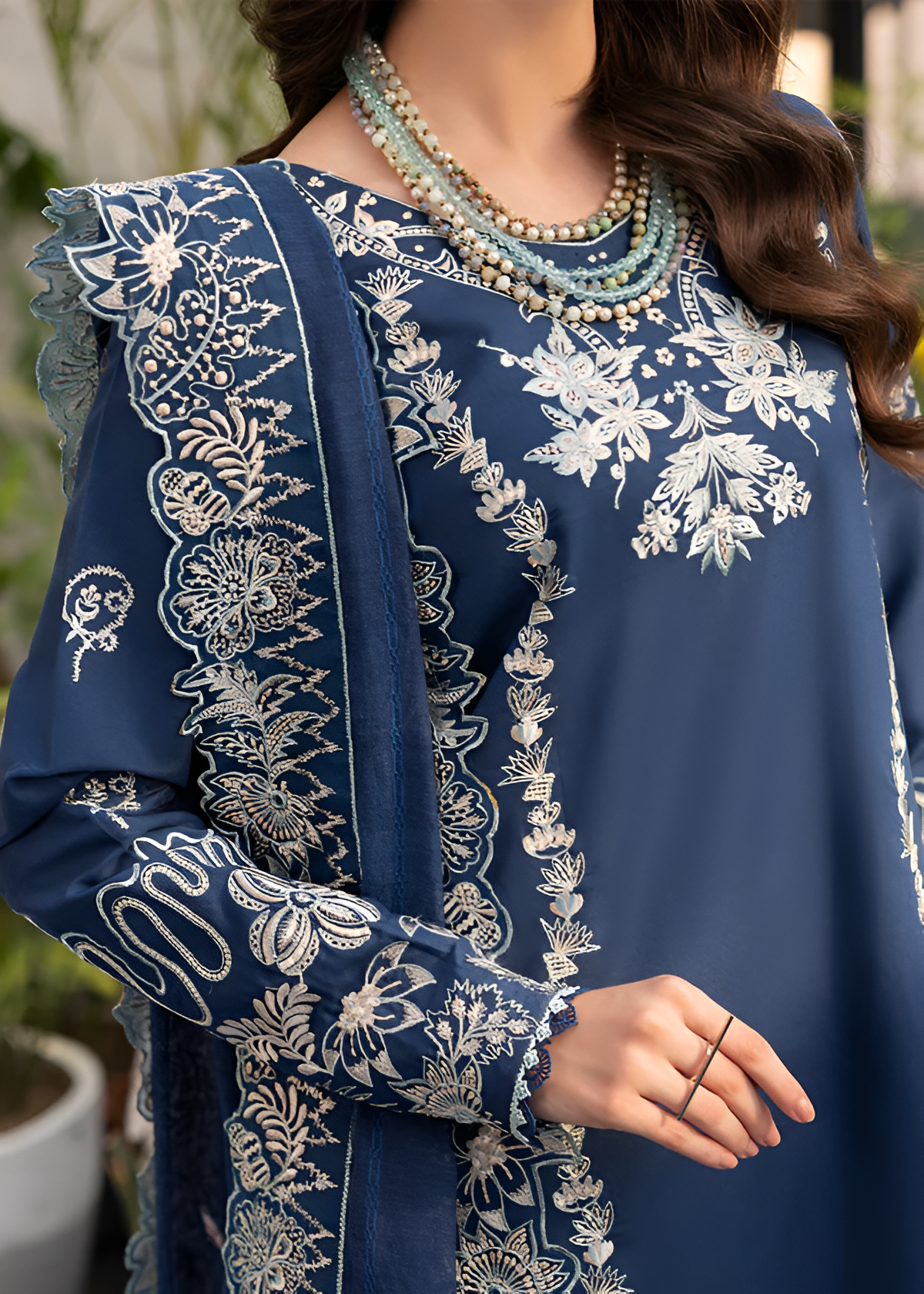 Mushq Embroidered lawn 3 Piece PV-3012