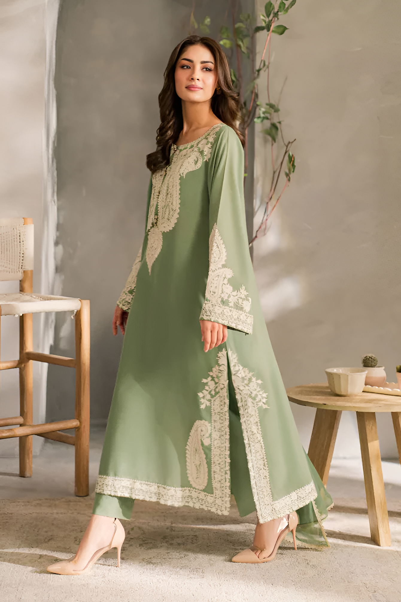 Poshak Villa 3 Piece Embroidered Lawn PV-097