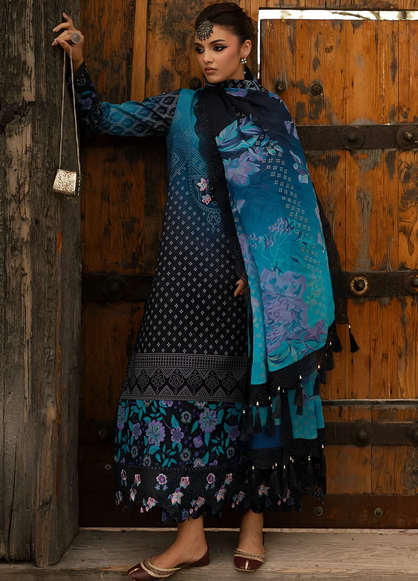 Charizma Printed three piece suit PV-3072