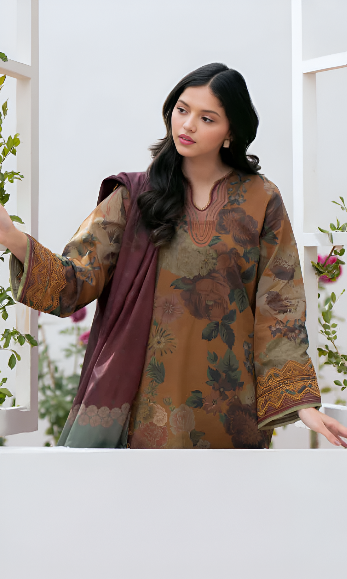 Baroque 3 Piece Lawn Suit PV-004