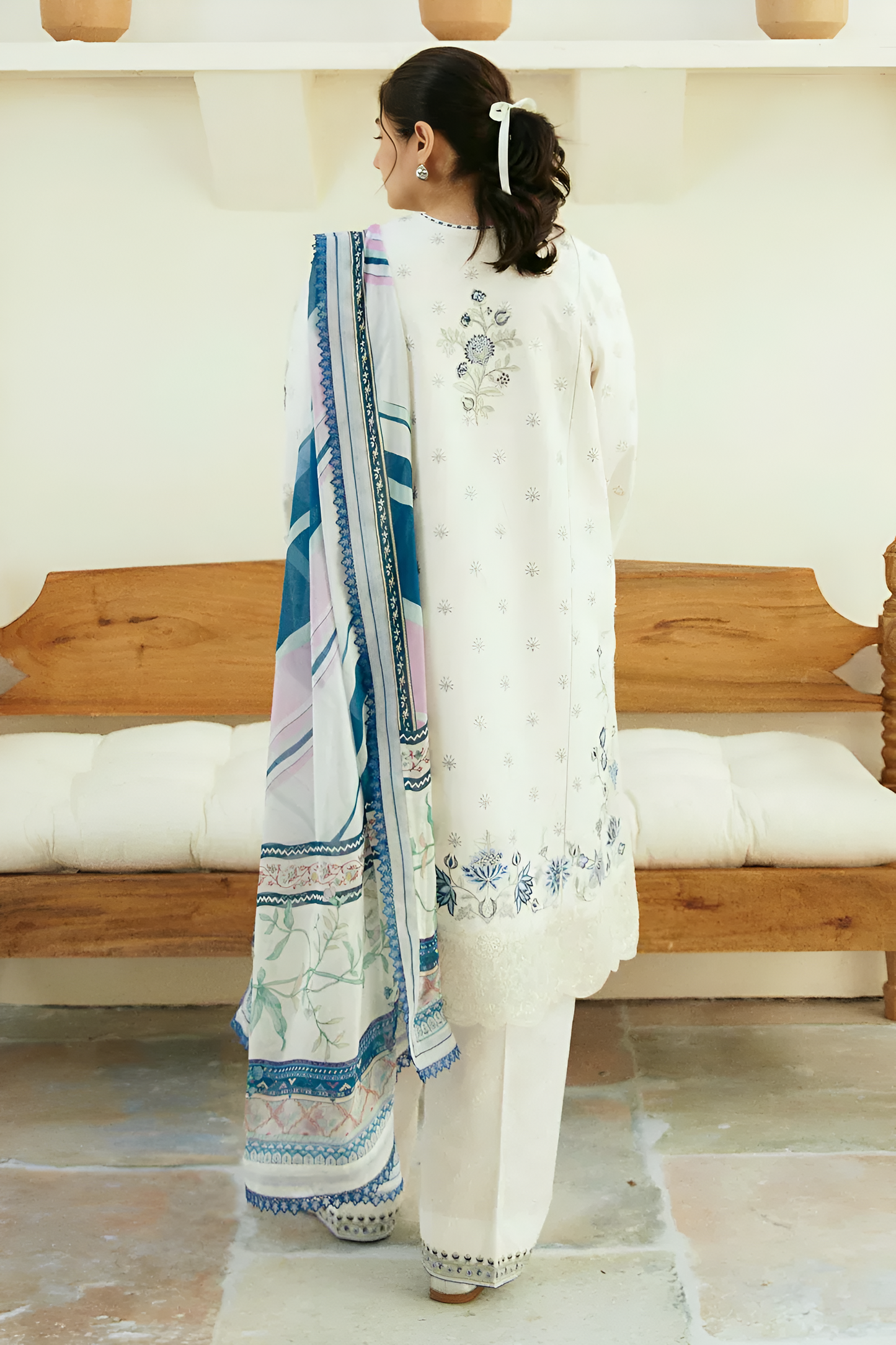 Zara Shahjahan Embroidered Lawn 3 Piece PV-033