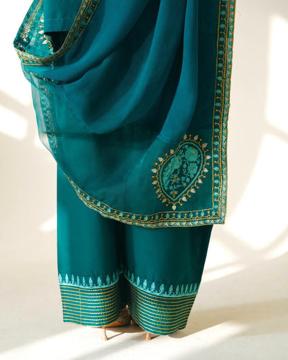 Poshak Villa Embroidered Lawn Dress PV-3272