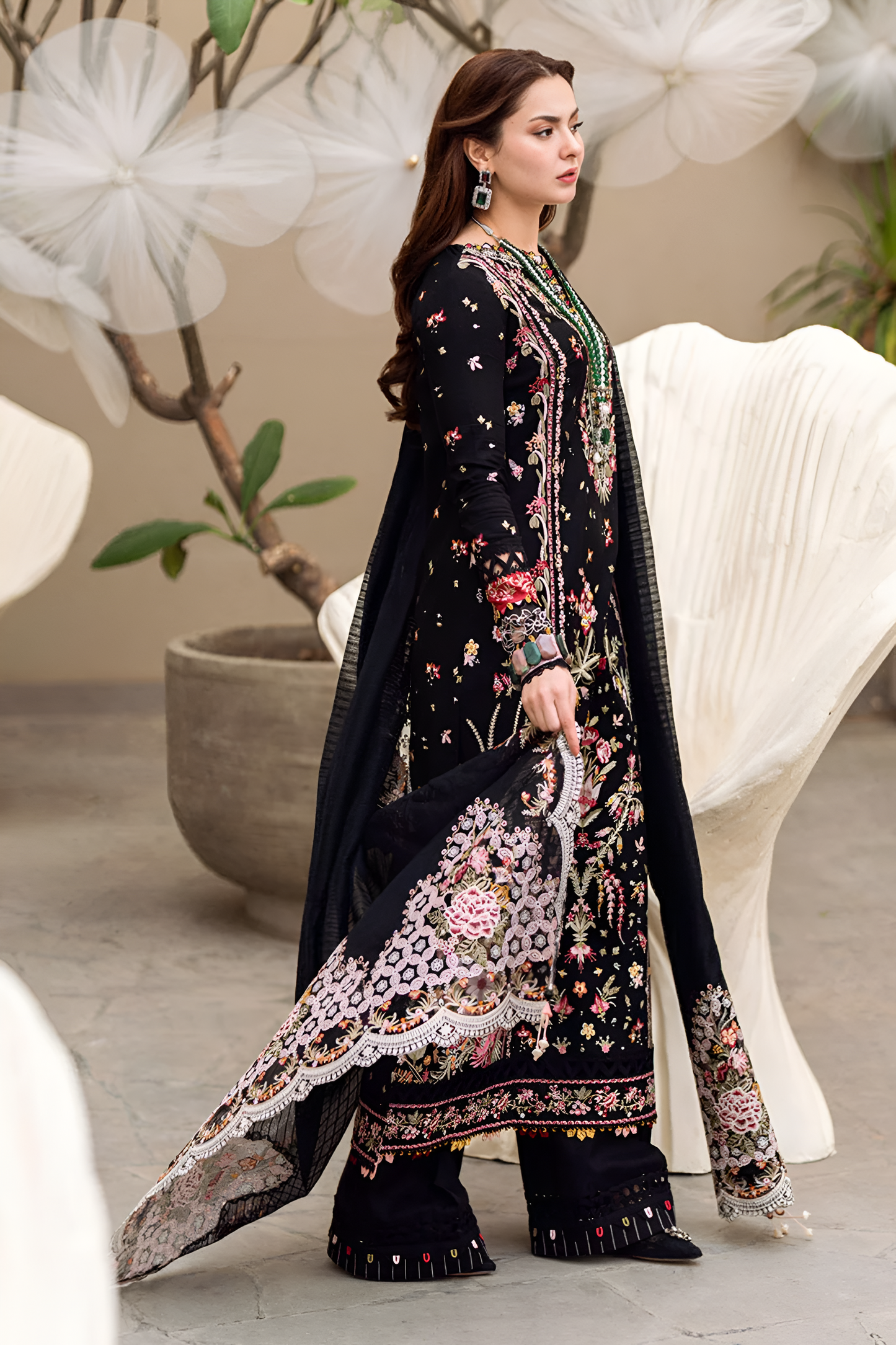 Qalamkar Embroidered Lawn 3 Piece PV-1004