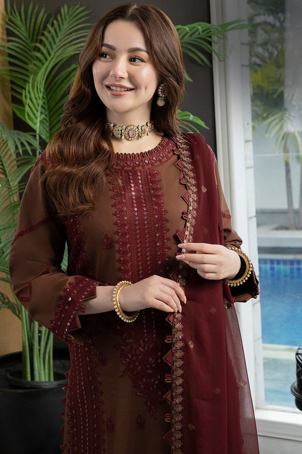 Poshak Villa 3 Piece Embroidered Dhanak | D-0405
