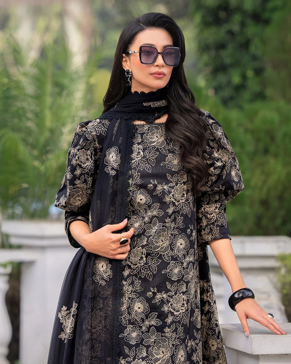 Poshak Villa 3 Piece Embroidered Dhanak | D-0401