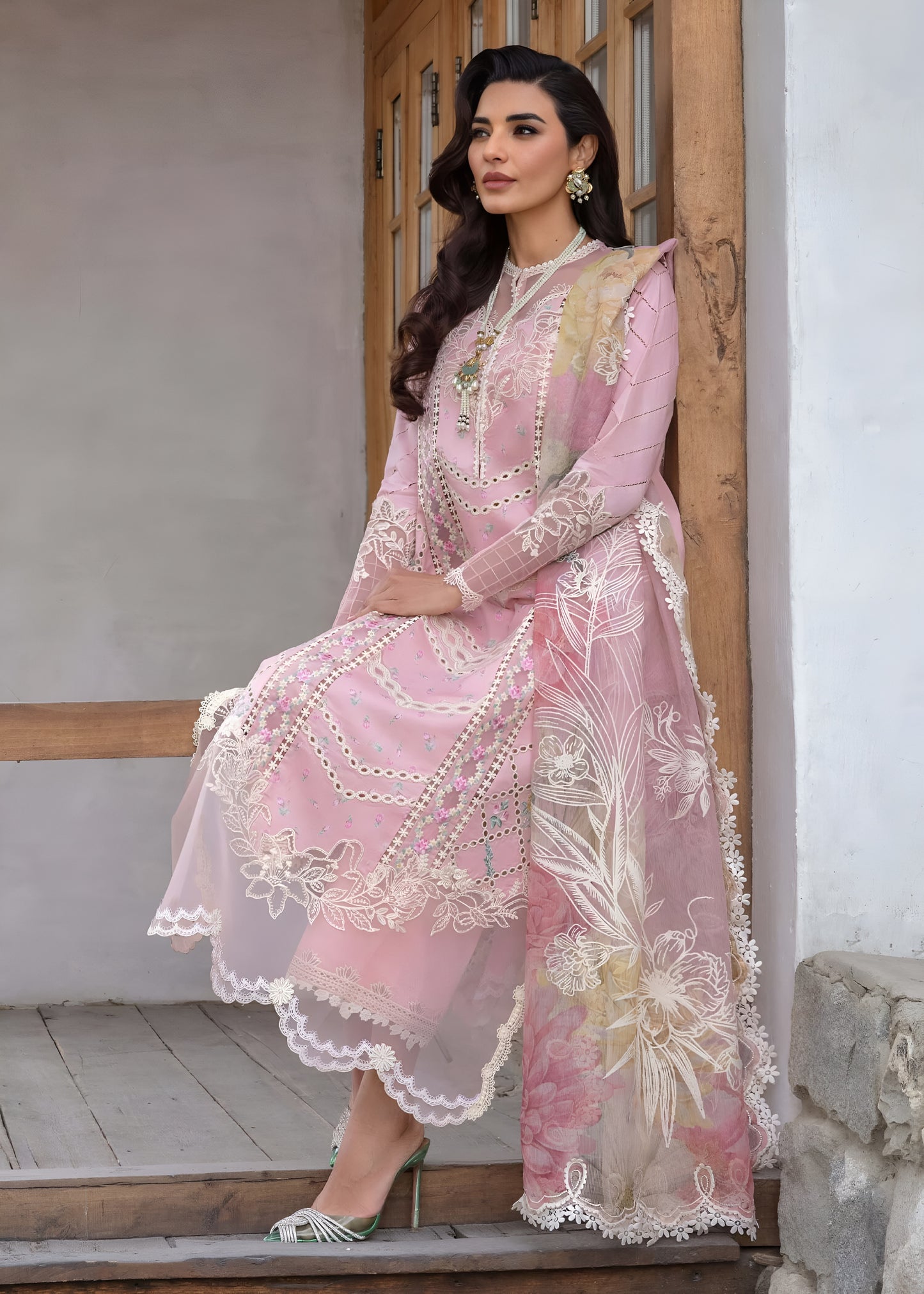 Crimson Luxury Lawn Embroidered 3 Piece PV-103
